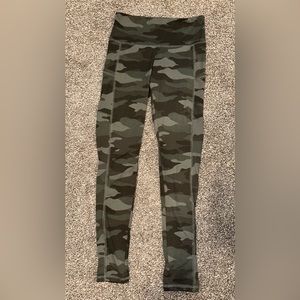 Cameo leggings